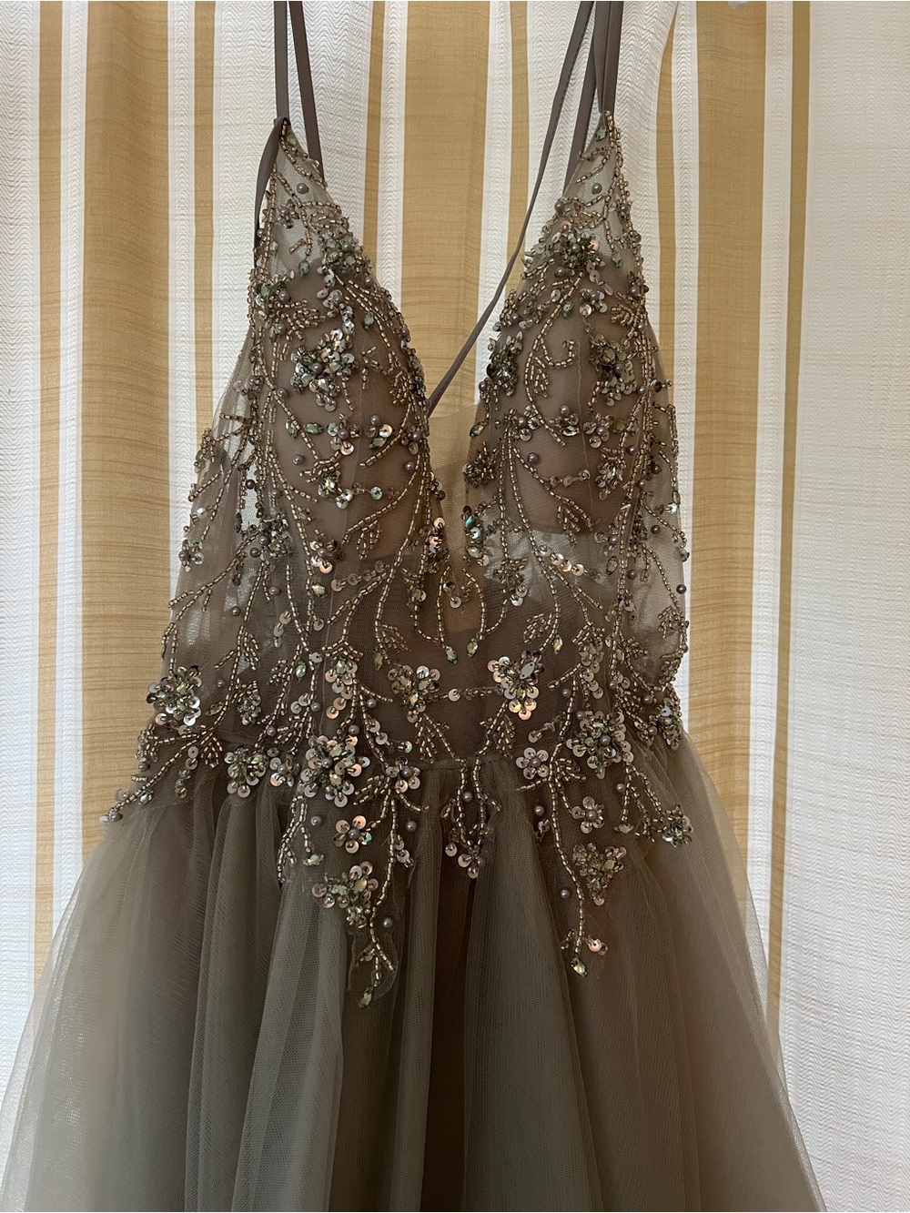 Embellished V-Neck Tulle Evening Dress in Olive